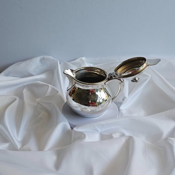 Vintage Quadruple Plate Creamer Pitcher Wm. A. Rogers “State House” Engraved - Picture 6 of 11